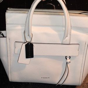 White coach leather handbag excellent condition